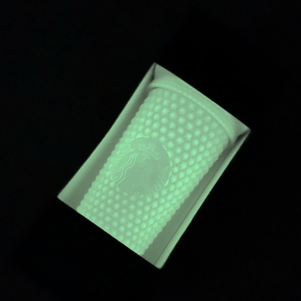 Starbucks glow in the dark mini cold cup keychain